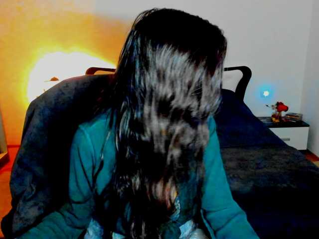 SexQueen11, en vivo ahora en BongaCams
