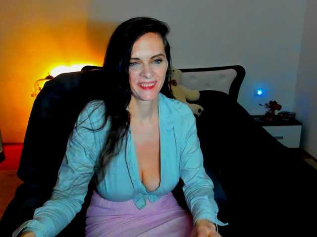 SexQueen11 live cam preview