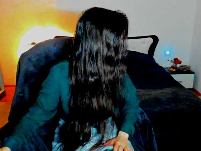 SexQueen11 live cam on BongaCams