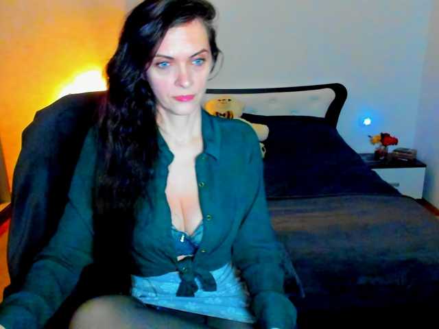 SexQueen11 live cam preview