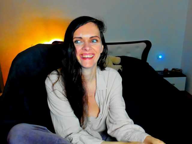 SexQueen11 live cam preview