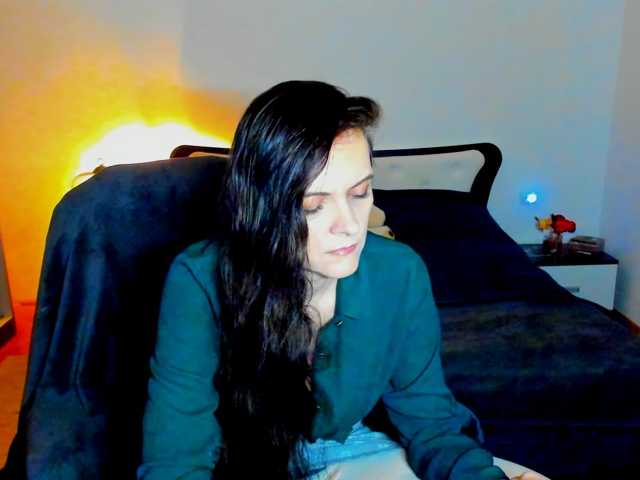 SexQueen11 live cam on BongaCams