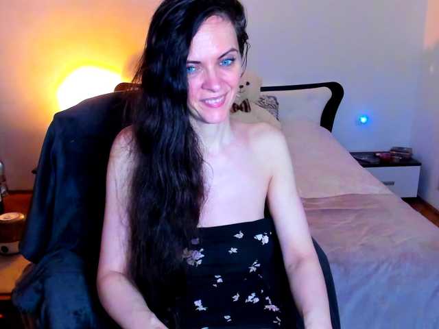 SexQueen11 live cam