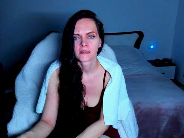 SexQueen11 live webcam show