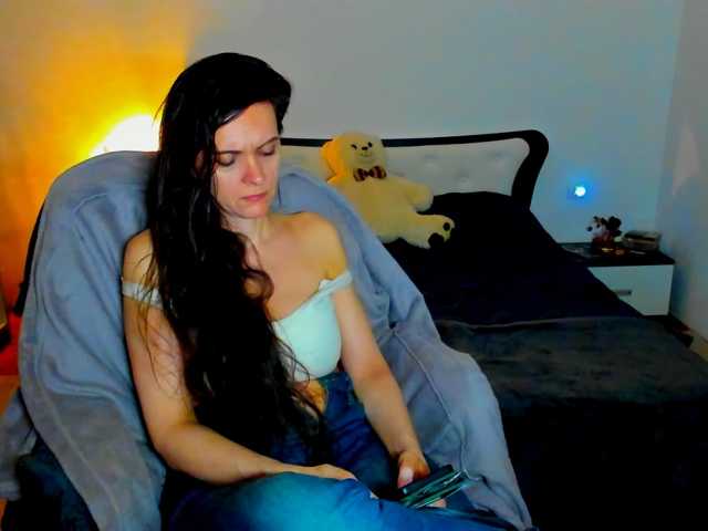 SexQueen11 live cam on BongaCams