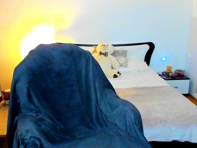 SexQueen11 live cam on BongaCams