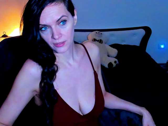 SexQueen11 live cam preview
