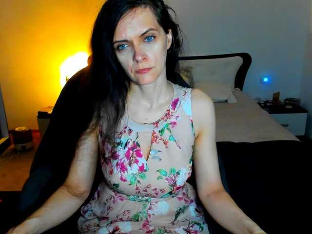 SexQueen11 live cam preview