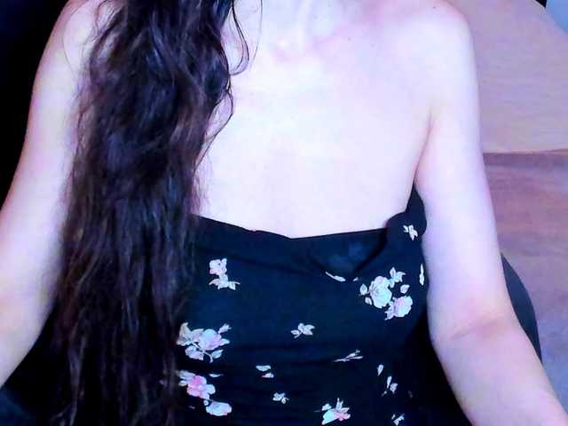 SexQueen11 live cam