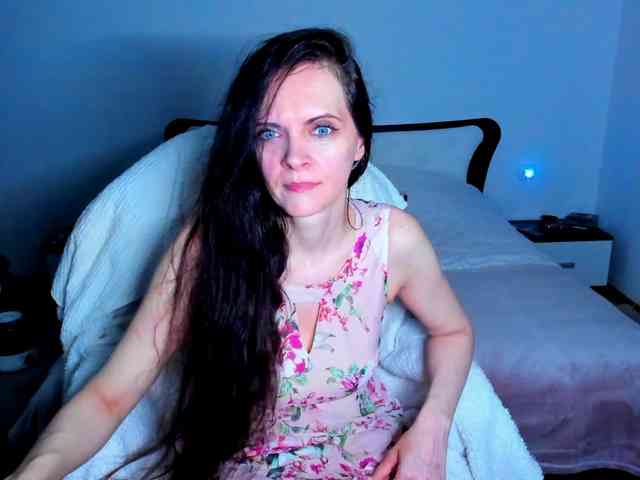 SexQueen11 Live Webcam on BongaCams