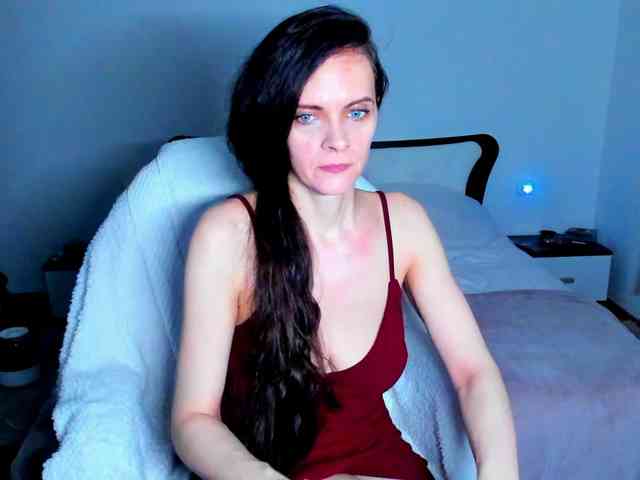 SexQueen11 webcam