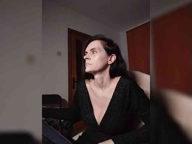 SexQueen11