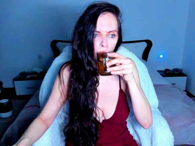 SexQueen11 webcam