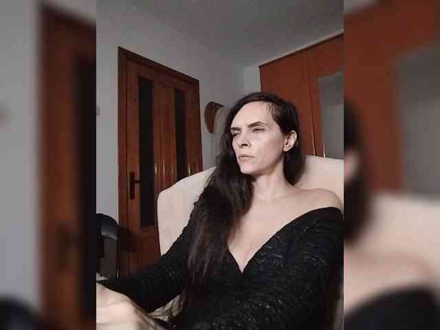 SexQueen11 webcam