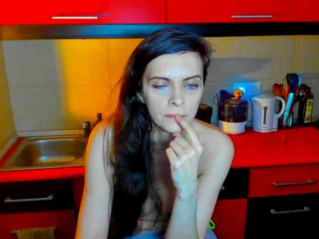 SexQueen11 webcam