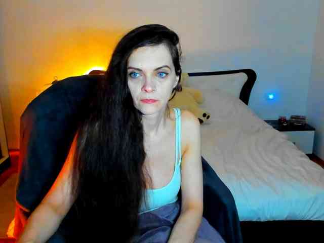 SexQueen11 webcam