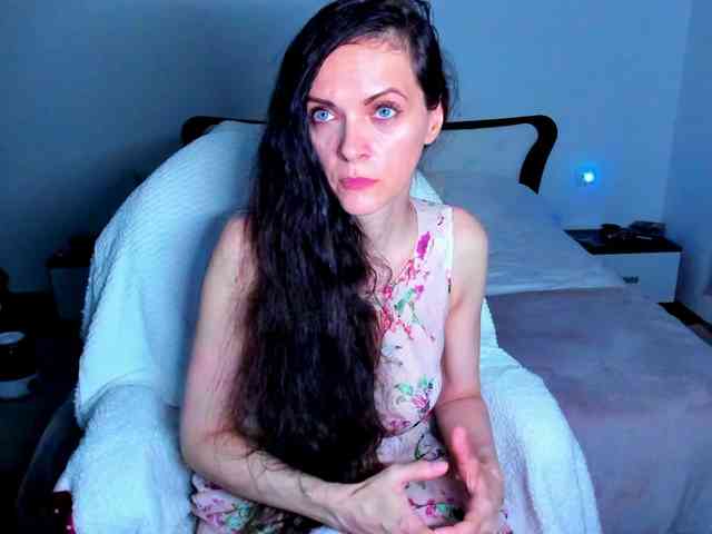 SexQueen11 webcam