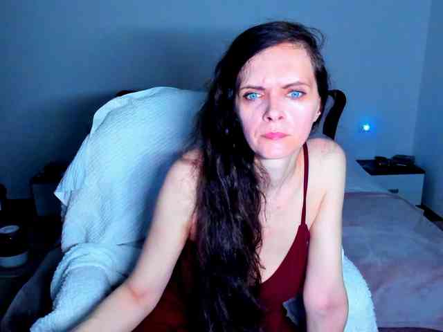 SexQueen11 webcam