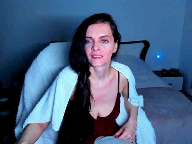 SexQueen11 webcam