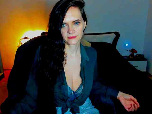 SexQueen11