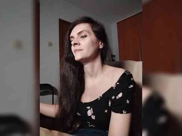 SexQueen11 webcam