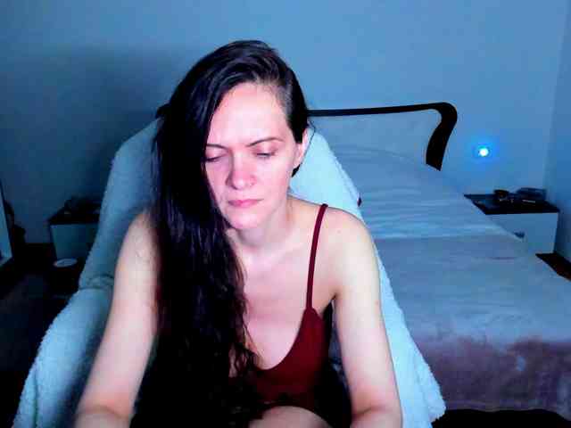 SexQueen11 webcam