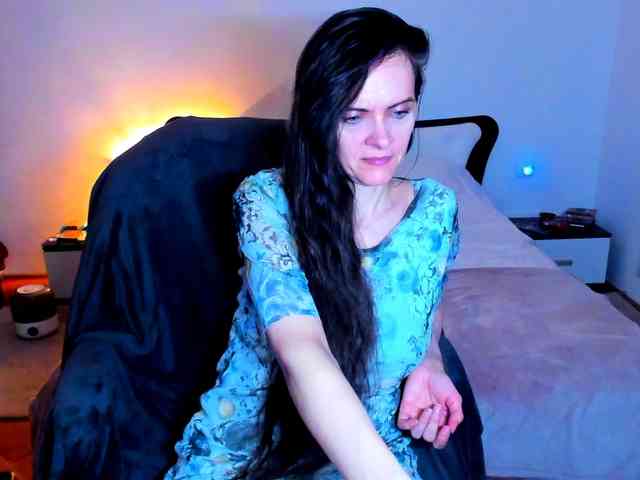 SexQueen11 webcam