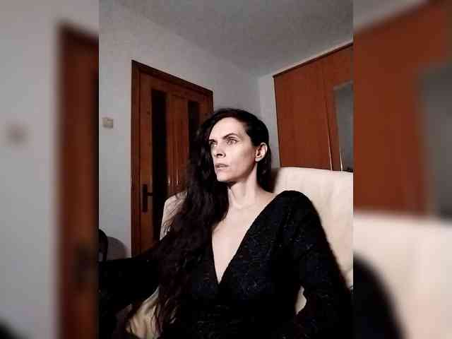 SexQueen11 webcam