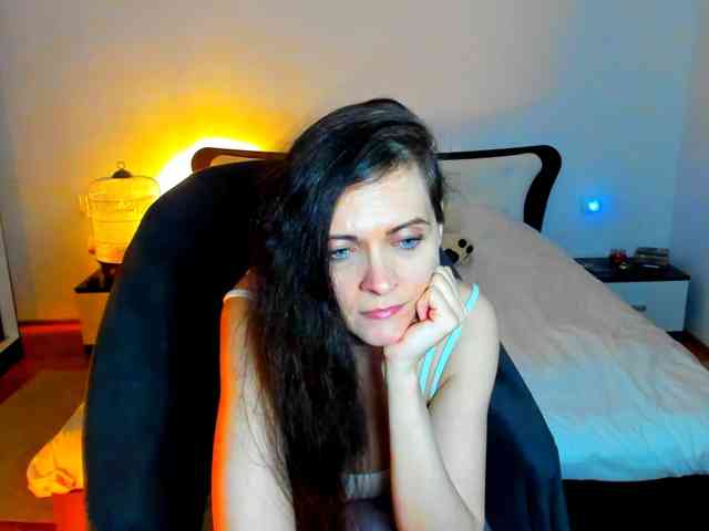 SexQueen11 webcam
