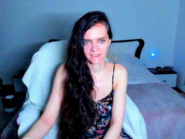 SexQueen11 webcam
