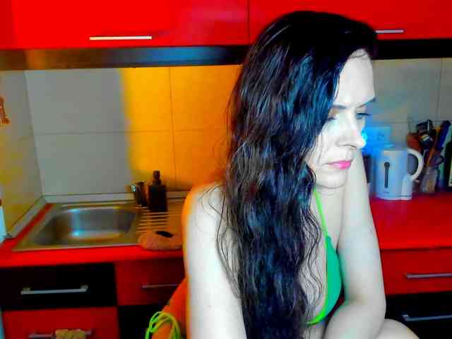 SexQueen11 webcam