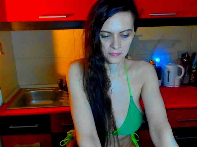 SexQueen11 webcam