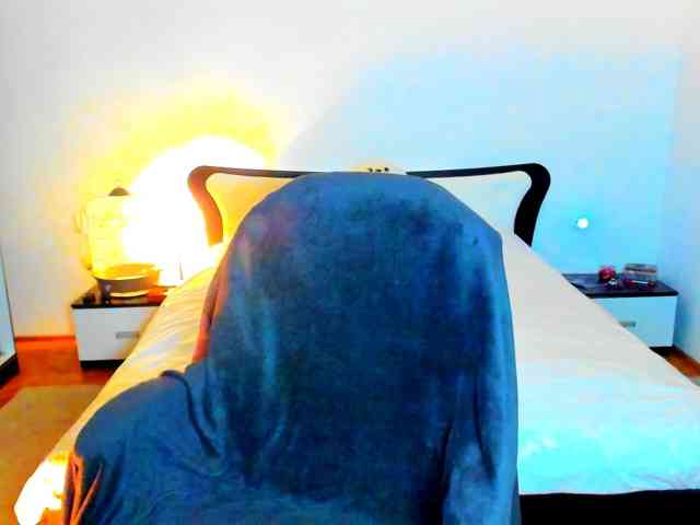 SexQueen11 webcam