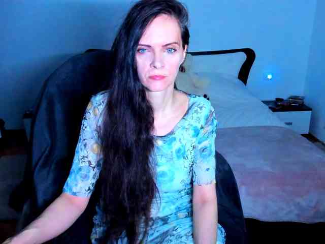 SexQueen11 webcam