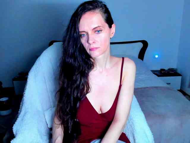 SexQueen11 webcam