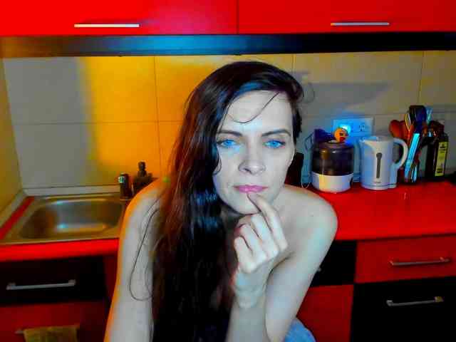 SexQueen11 webcam