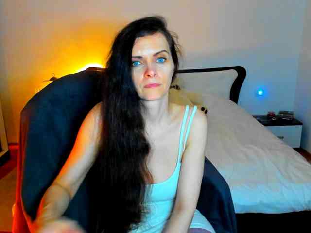 SexQueen11 webcam