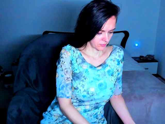 SexQueen11 webcam