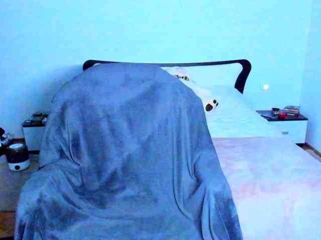SexQueen11 webcam
