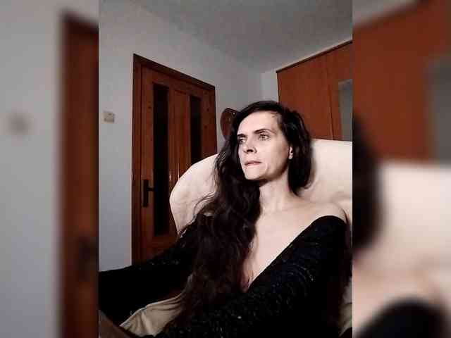 SexQueen11 webcam