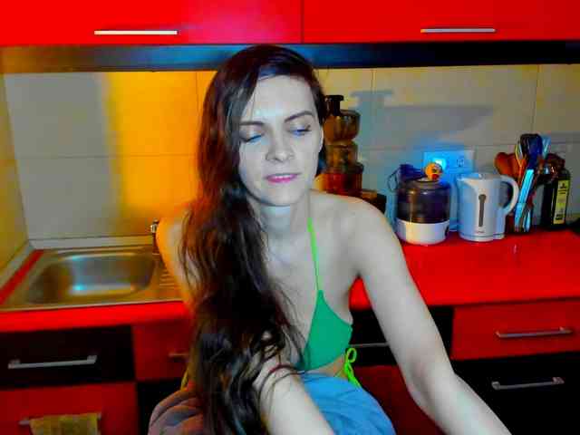 SexQueen11 webcam