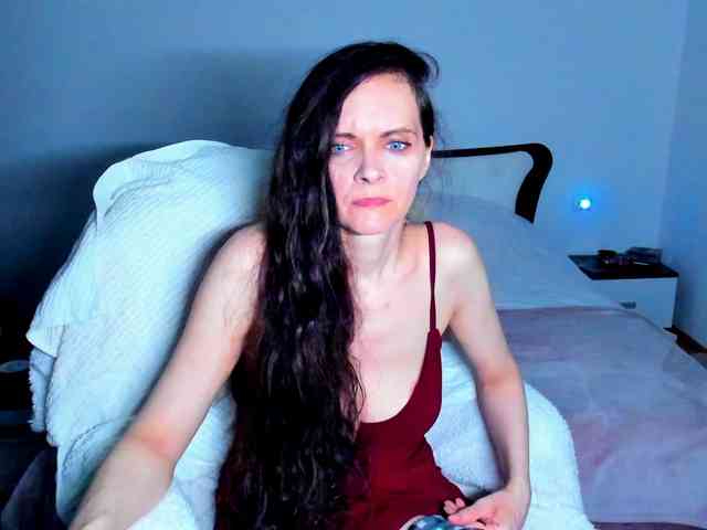 SexQueen11 webcam