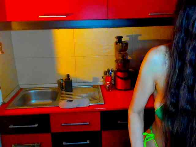 SexQueen11 webcam