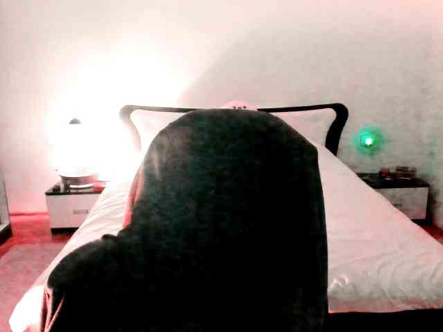 SexQueen11 webcam