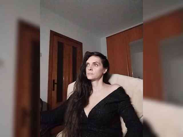 SexQueen11 webcam