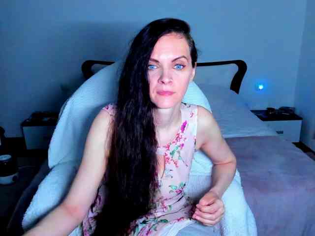 SexQueen11 Live Webcam on BongaCams