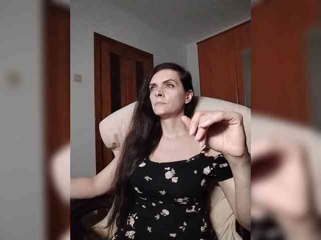 SexQueen11 webcam