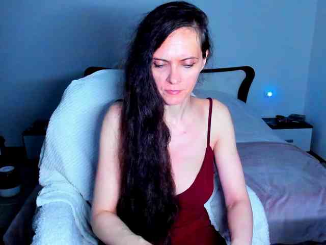SexQueen11 webcam