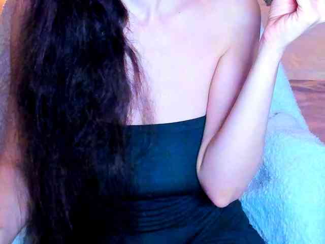 SexQueen11 webcam