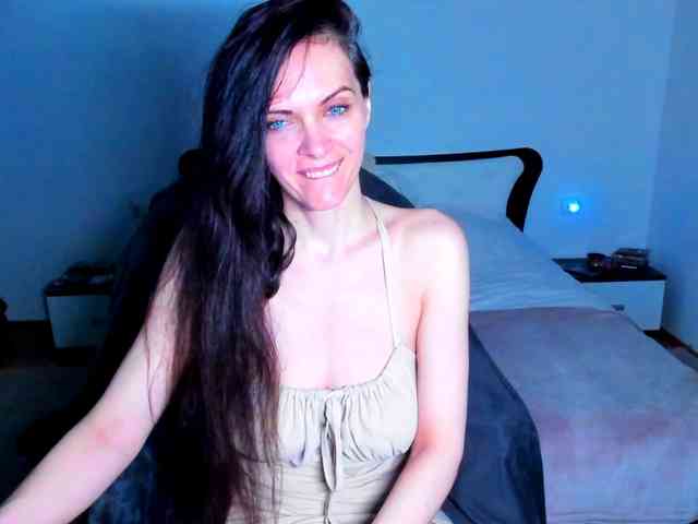 SexQueen11 webcam